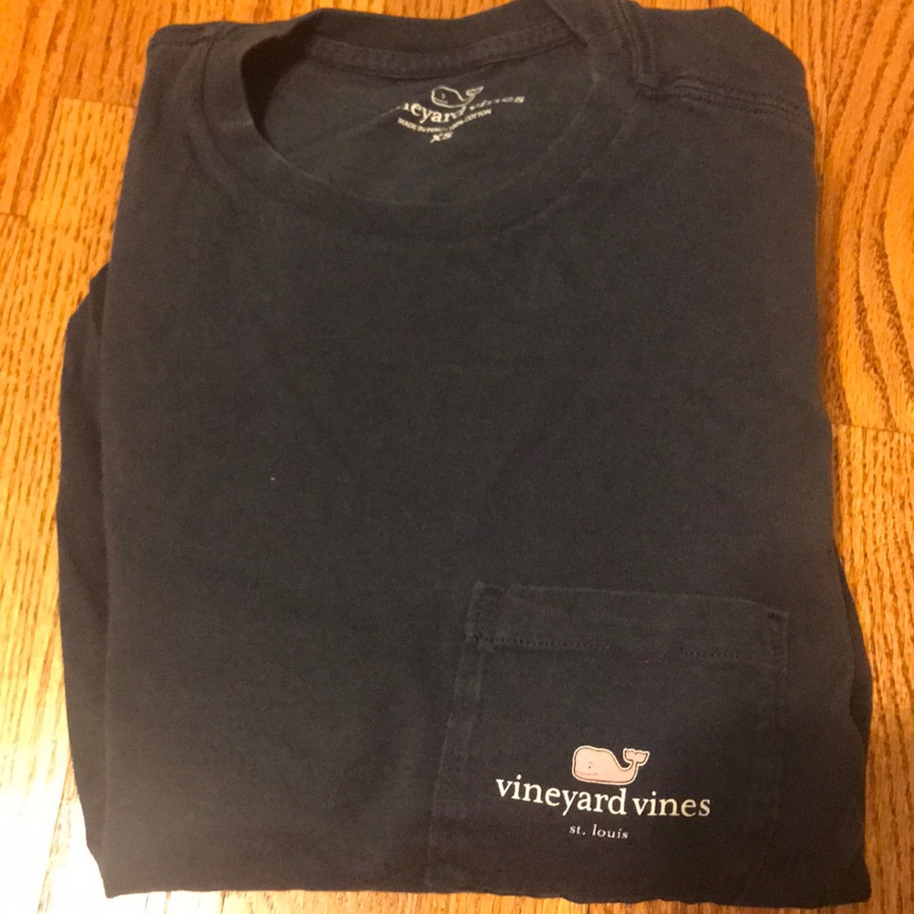 Vineyard vines St. Louis